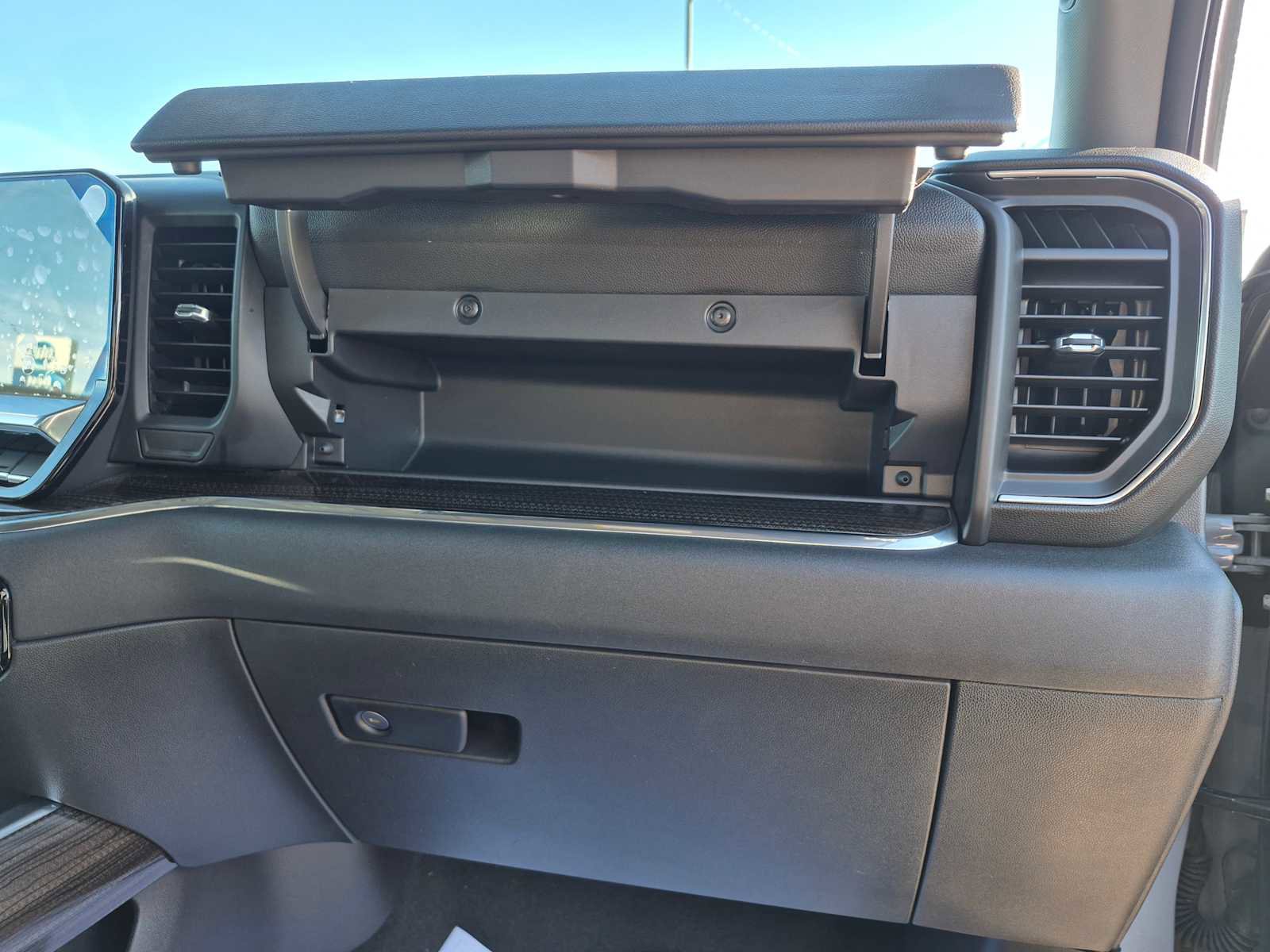 Used 2024 Chevrolet Silverado 1500 RST w/ Convenience Package II image 28