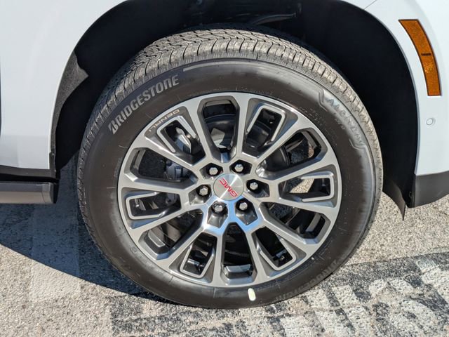 New 2026 GMC Yukon XL Denali w/ Sun & Power Step Package image 10