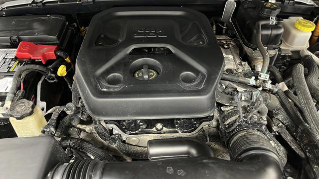 Used 2023 Jeep Wrangler Unlimited Rubicon 4xe w/ Steel Bumper Group image 27