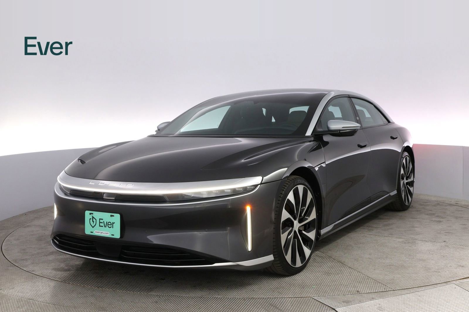 Used 2023 Lucid Air Grand Touring image 2