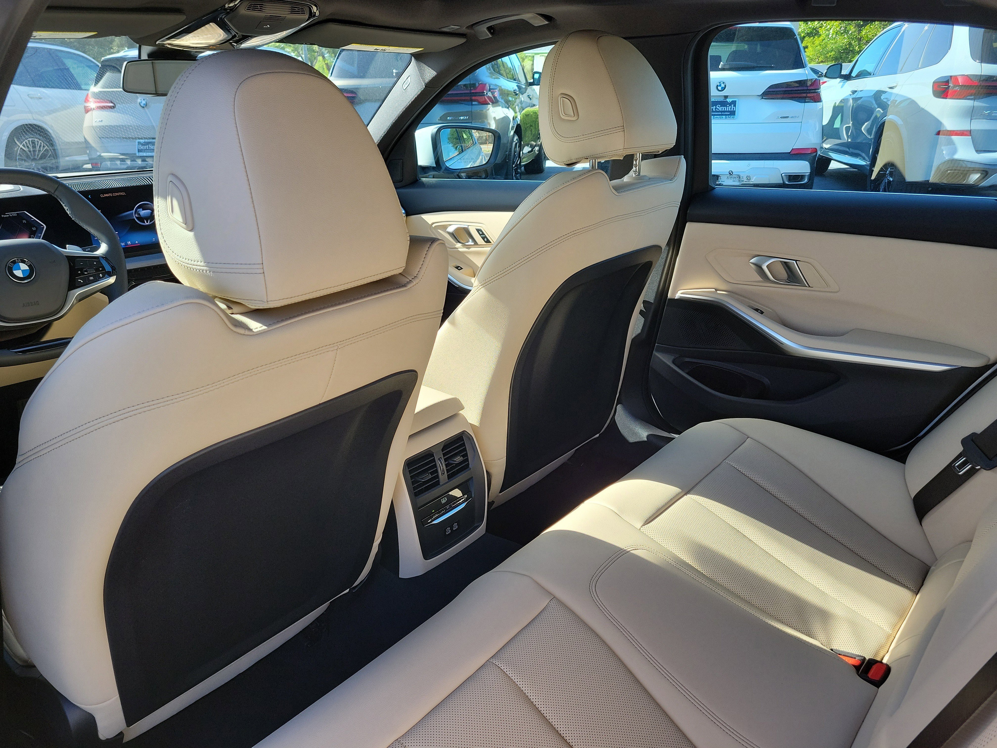 New 2026 BMW 330i Sedan w/ Premium Package image 9