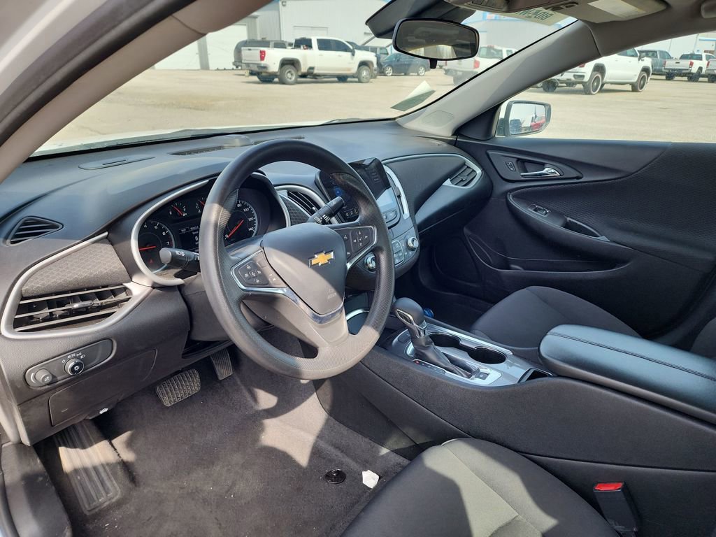 Used 2023 Chevrolet Malibu LT image 10