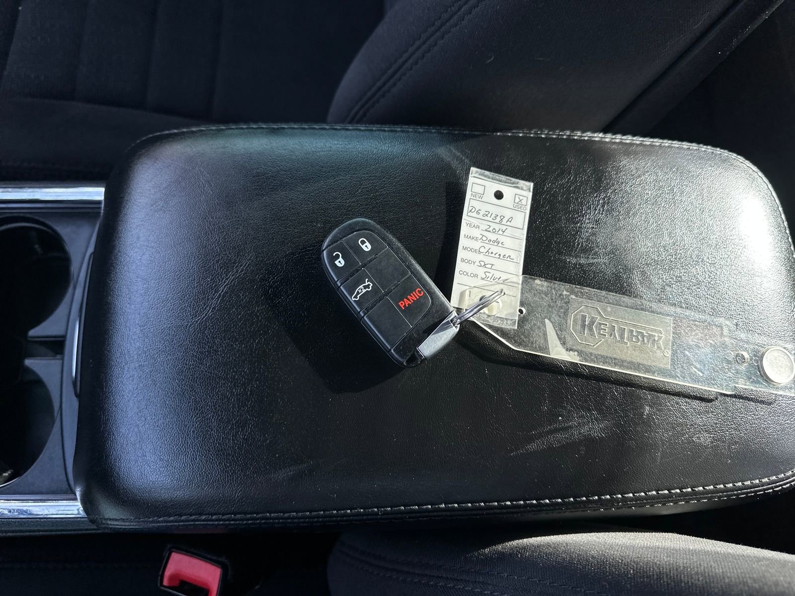 Used 2014 Dodge Charger SE image 25