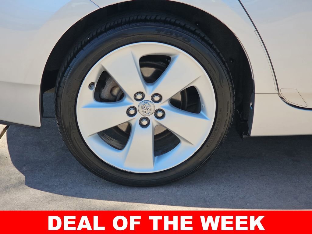 Used 2015 Toyota Prius Five image 37