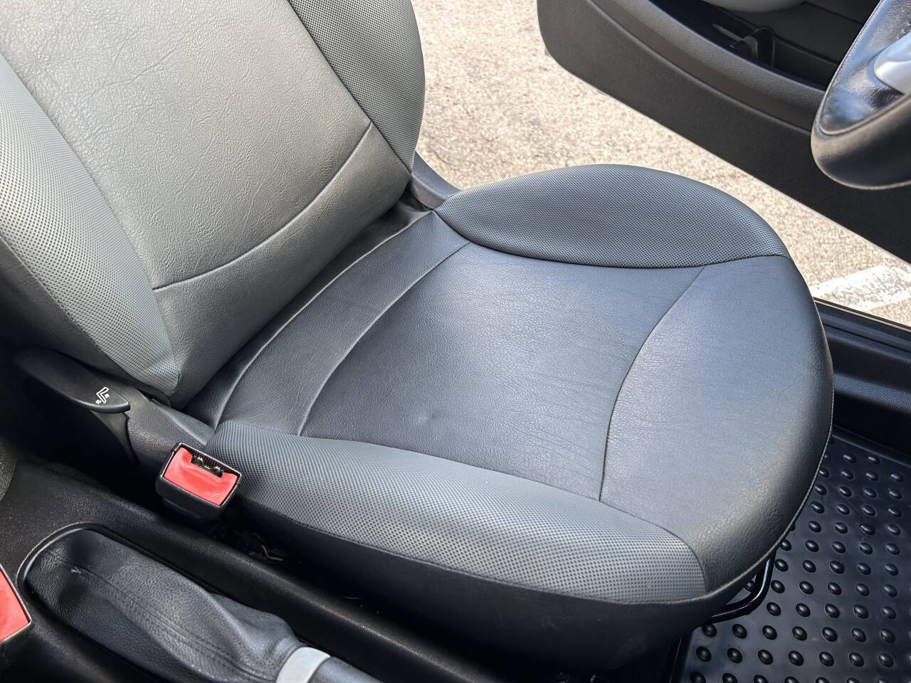 Used 2009 MINI Cooper Hardtop image 23