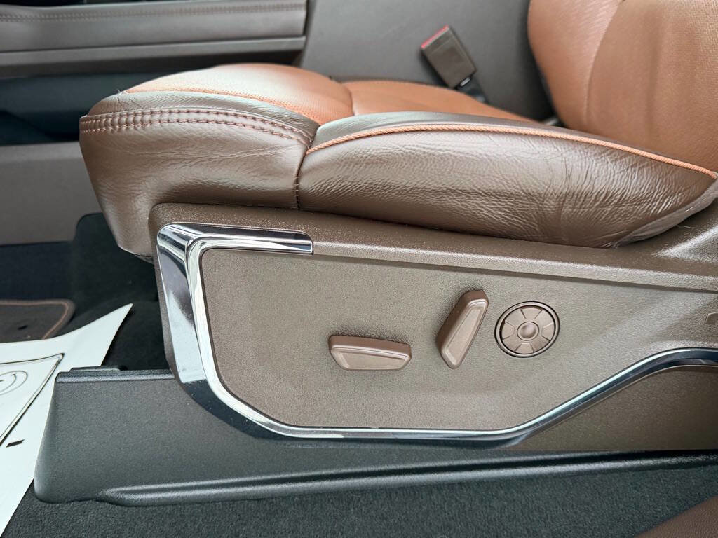 Used 2025 Ford F450 King Ranch image 14