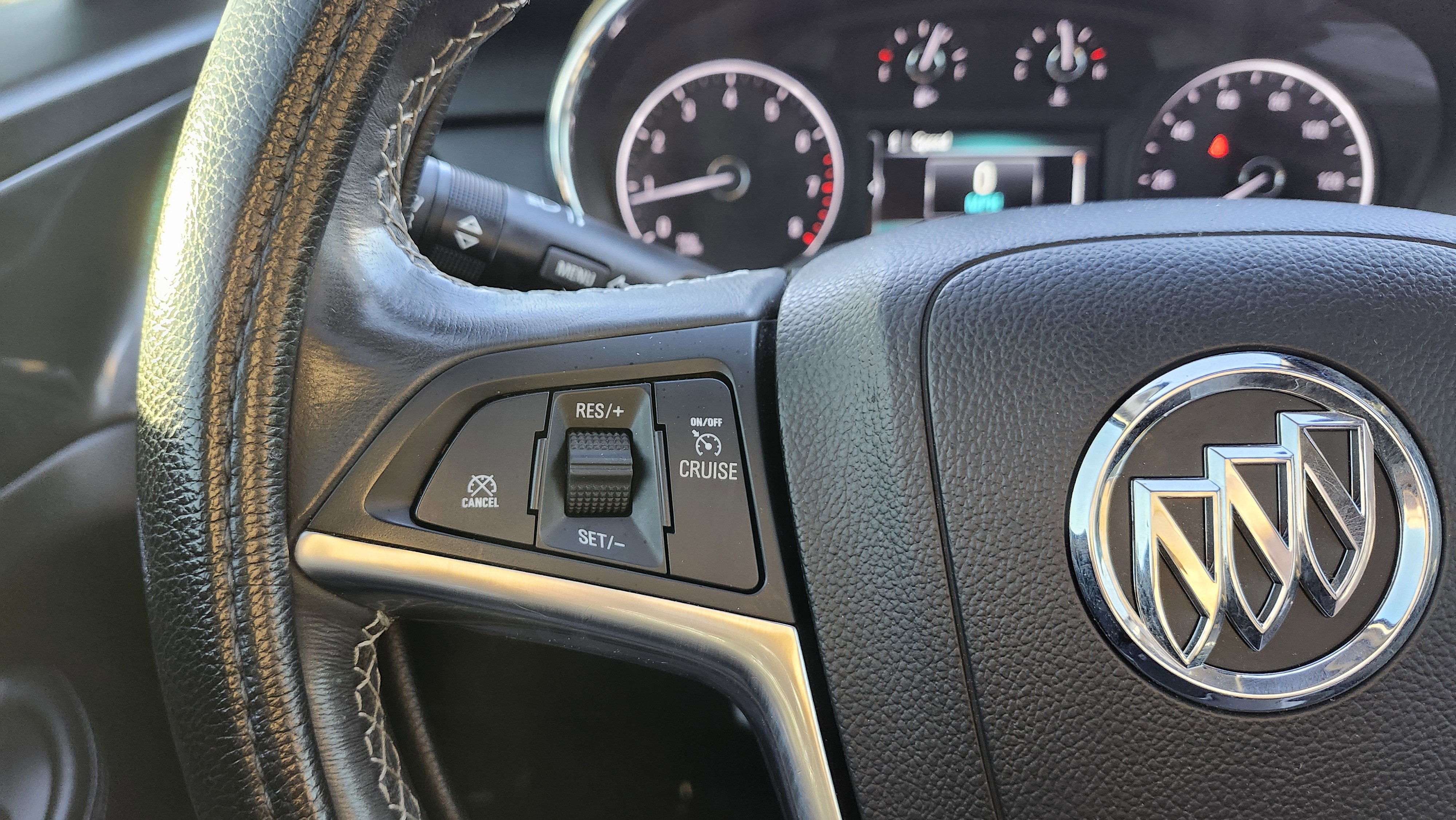 Used 2018 Buick Encore Preferred w/ Experience Buick Package image 32