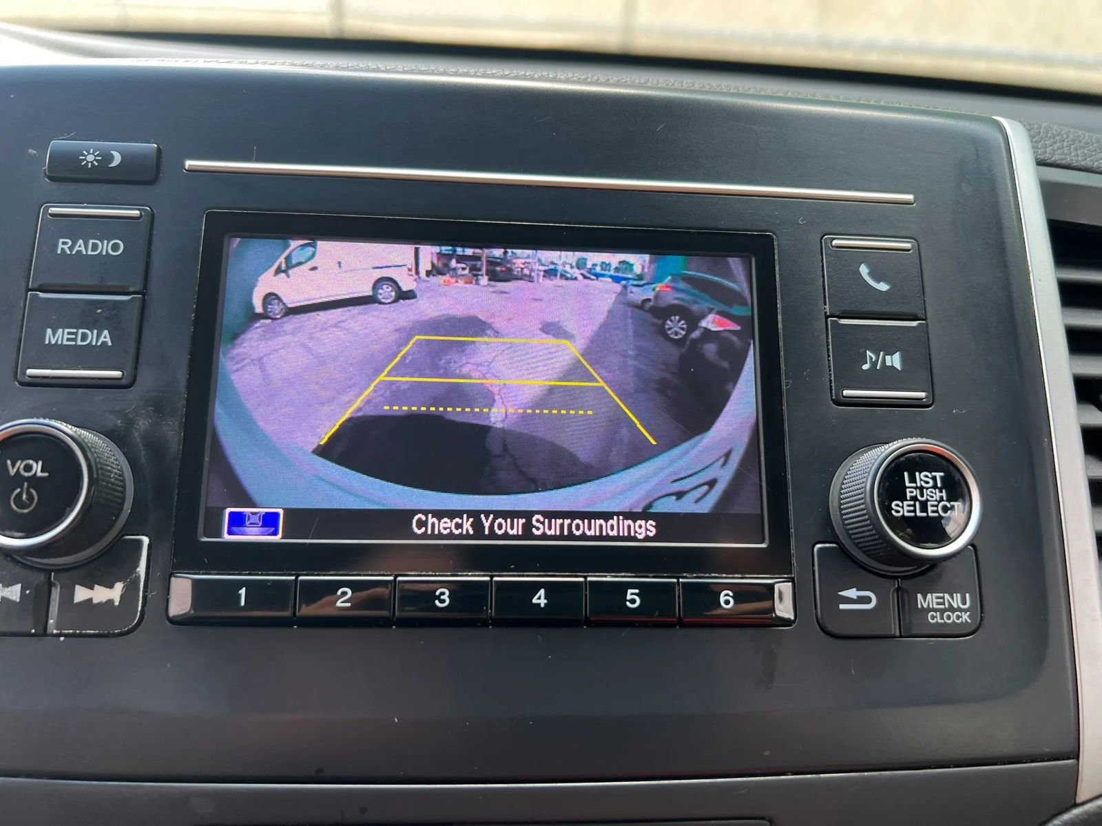 Used 2019 Honda Pilot LX image 17