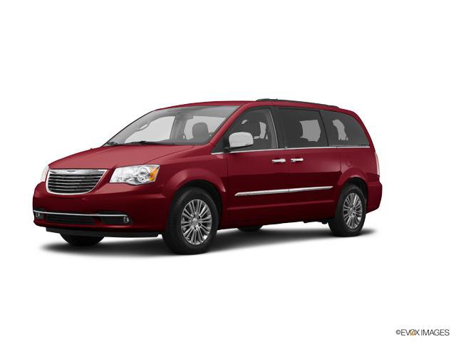 Used 2014 Chrysler Town & Country Touring-L w/ Driver Convenience Group FWD image 1