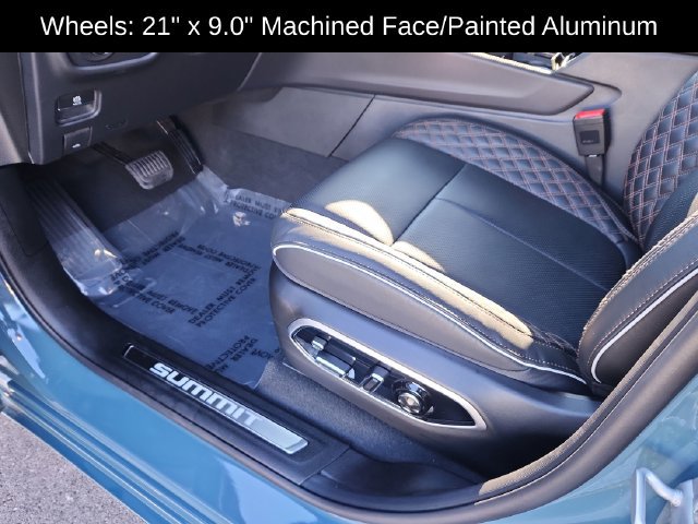 Used 2026 Jeep Grand Cherokee L Summit AWD/4WD image 20