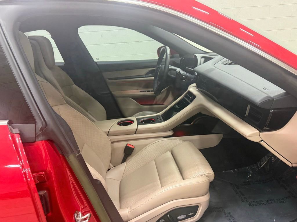 Used 2022 Porsche Taycan 4S image 24