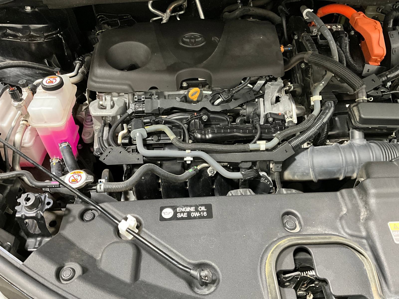 Used 2021 Toyota Sienna Limited image 10