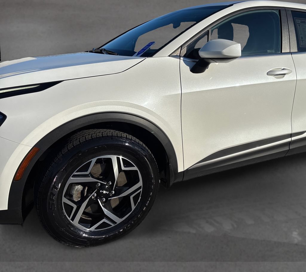 Certified 2023 Kia Sportage LX AWD/4WD image 14