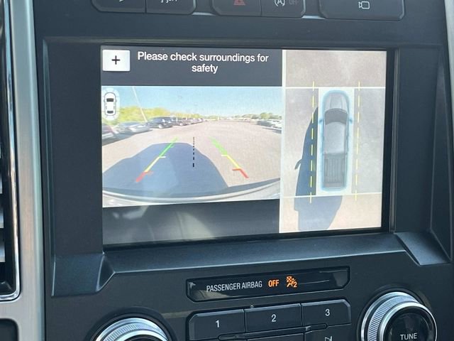 Used 2017 Ford F150 Platinum w/ Equipment Group 701A Luxury AWD/4WD image 42