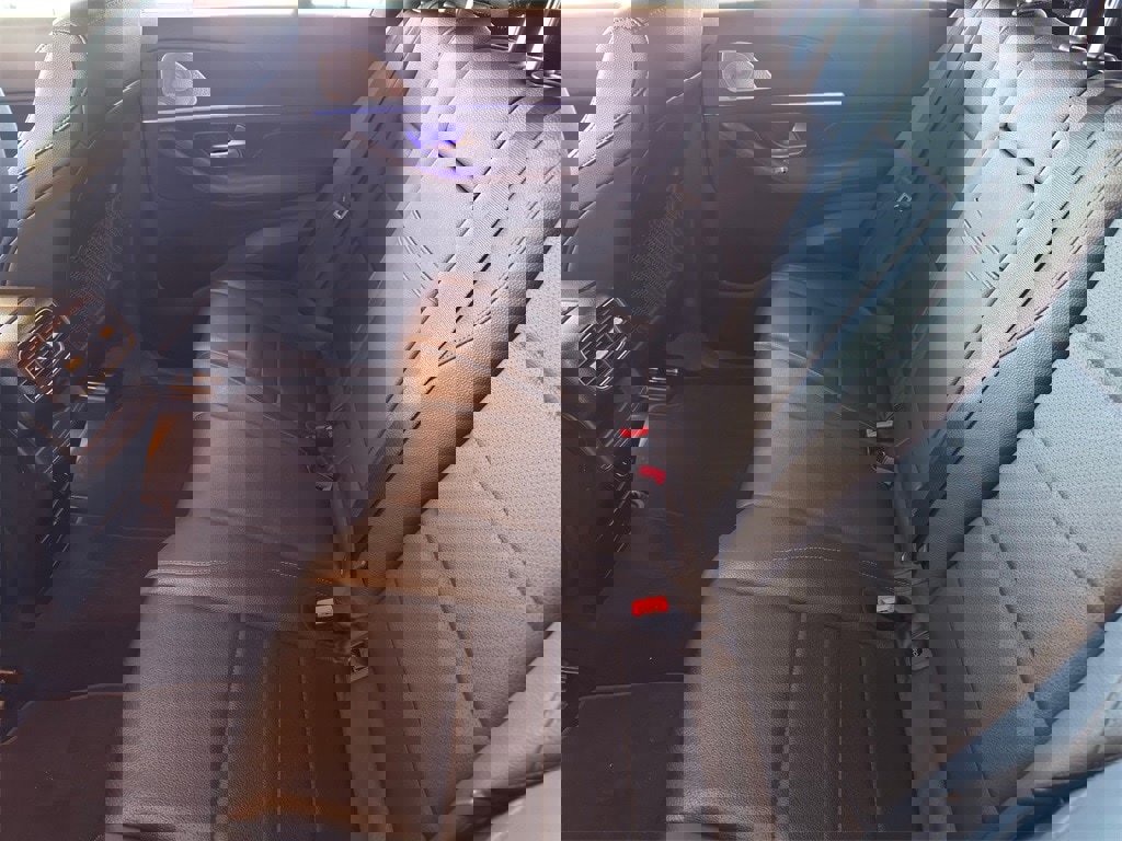 Used 2022 Mercedes-Benz GLE 350 w/ Premium Package image 28