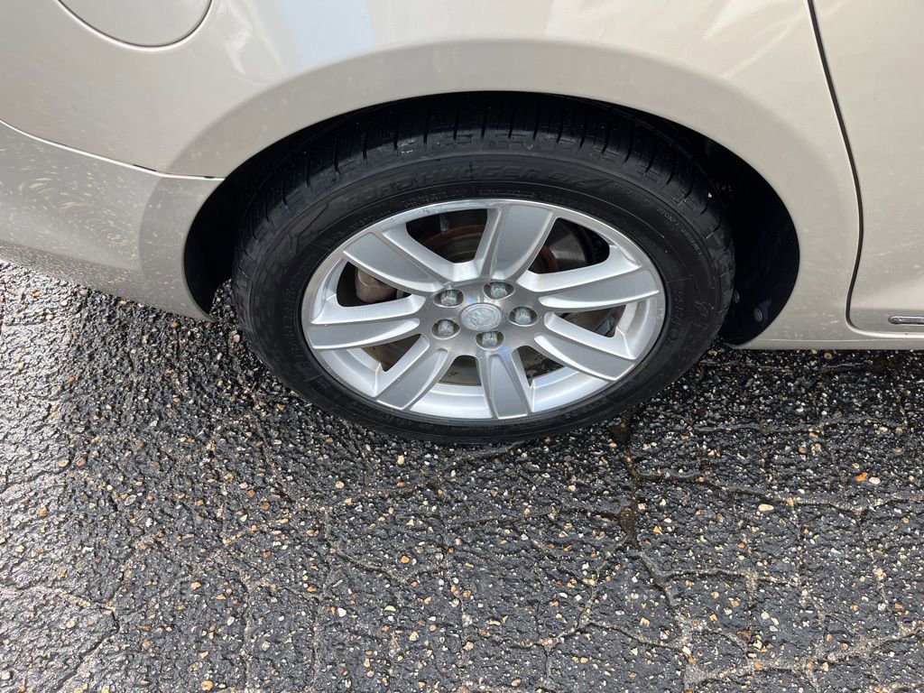 Used 2011 Buick LaCrosse CXL image 33