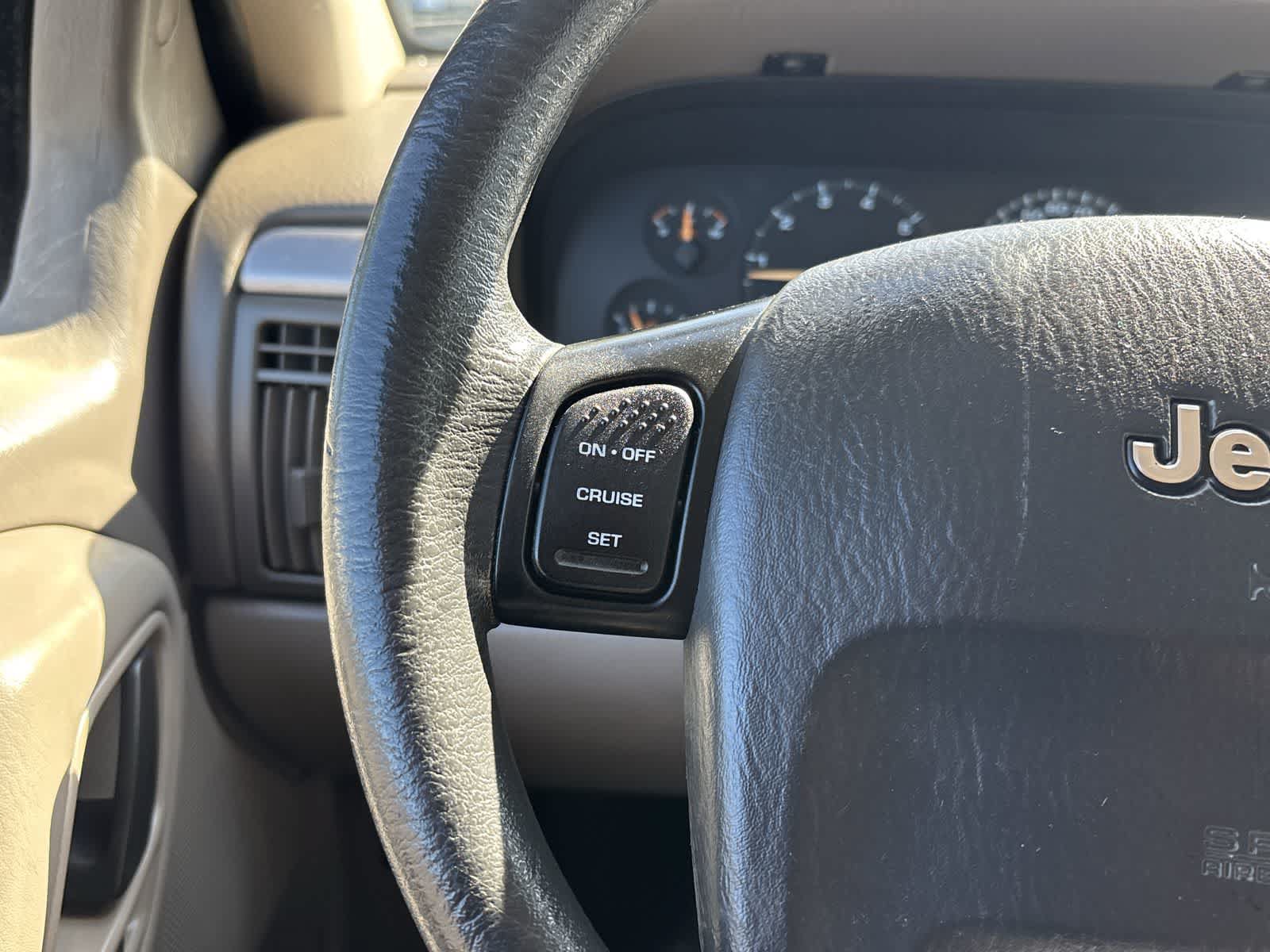 Used 2003 Jeep Grand Cherokee Laredo AWD/4WD image 18