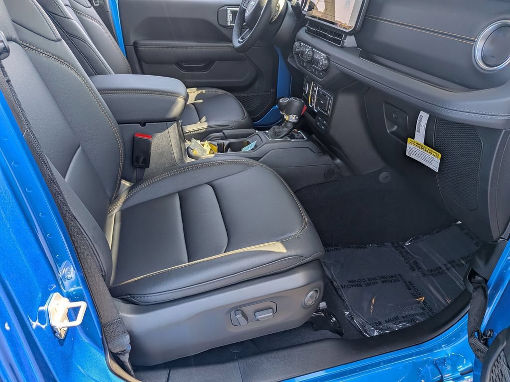 New 2026 Jeep Gladiator Sport AWD/4WD image 31
