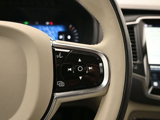 Used 2023 Volvo XC90 B6 Core w/ Protection Package Premier image 24