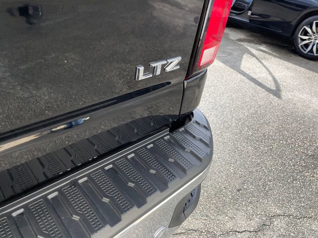 Used 2024 Chevrolet Silverado 2500 LTZ w/ LTZ Premium Package image 13