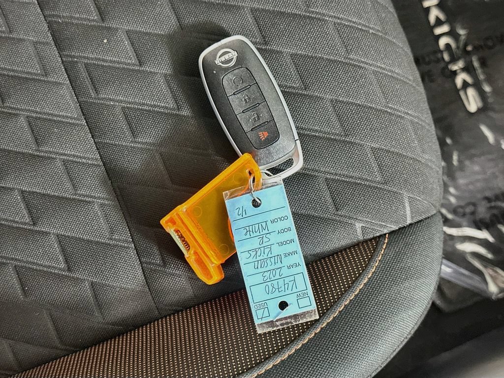 Used 2023 Nissan Kicks SR FWD image 36