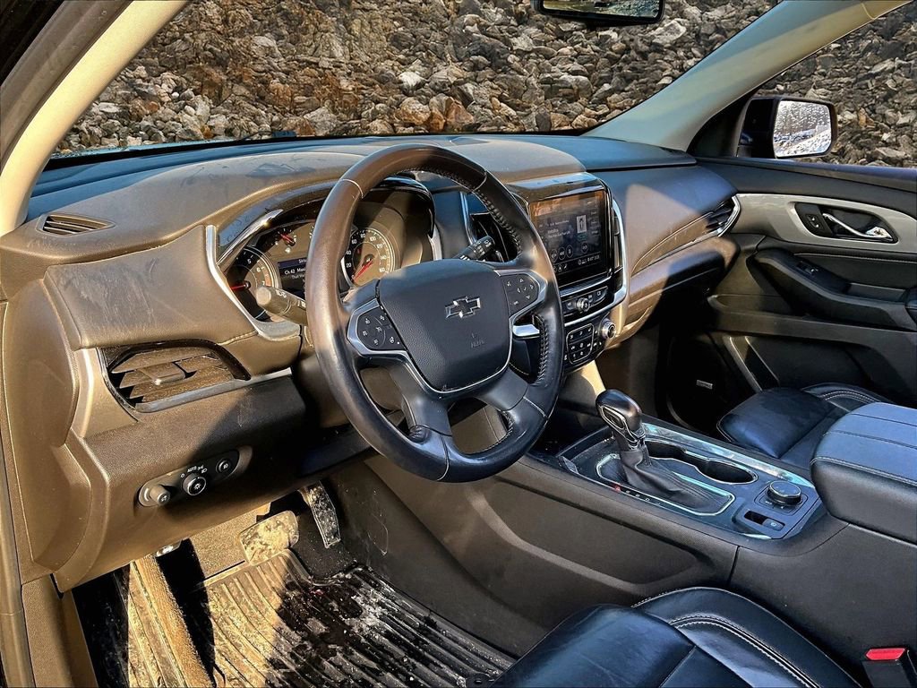 Used 2021 Chevrolet Traverse RS image 11