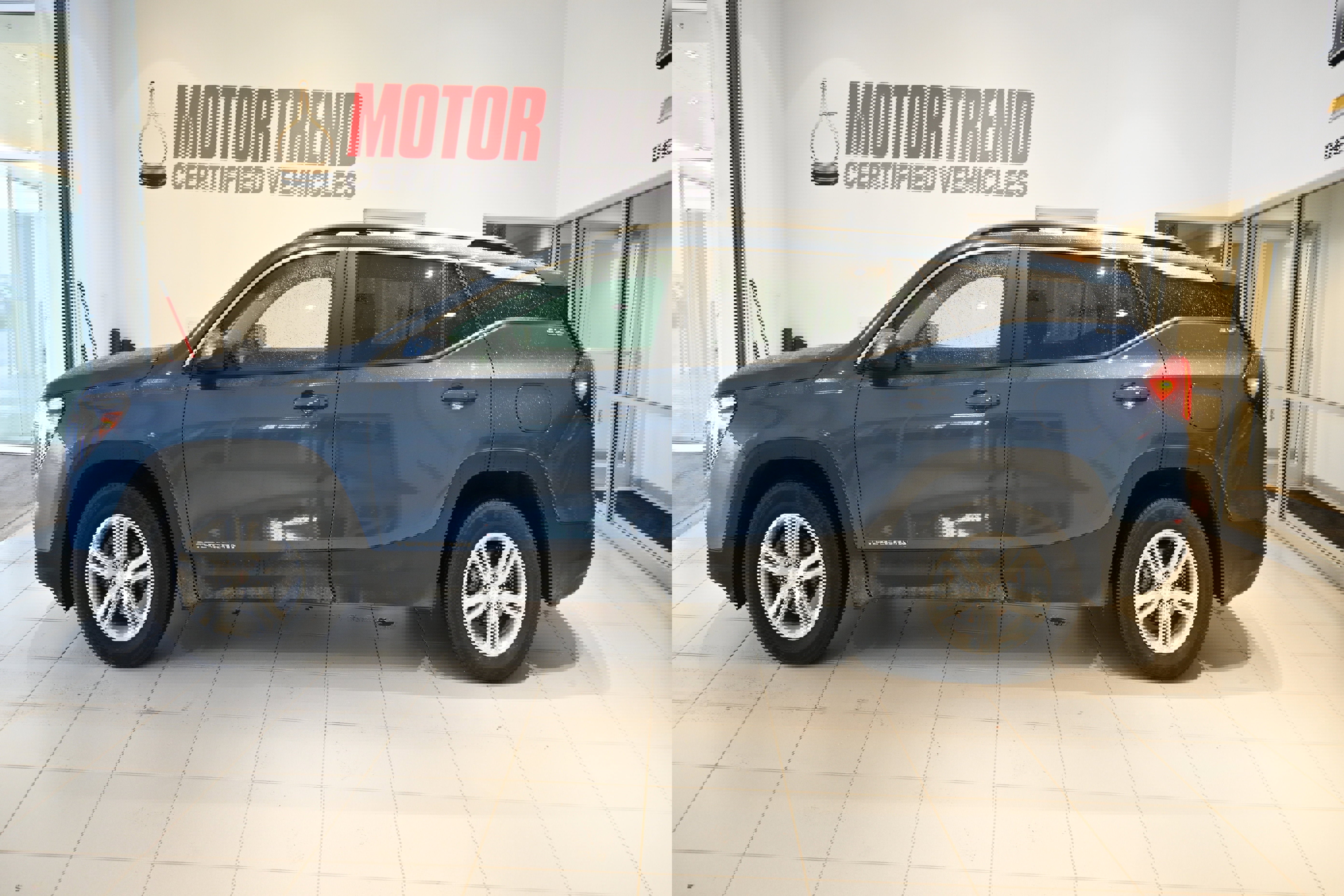 Used 2024 GMC Terrain SLE w/ Driver Convenience Package image 5