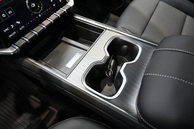 New 2026 GMC Acadia Elevation w/ Black Edition FWD image 19