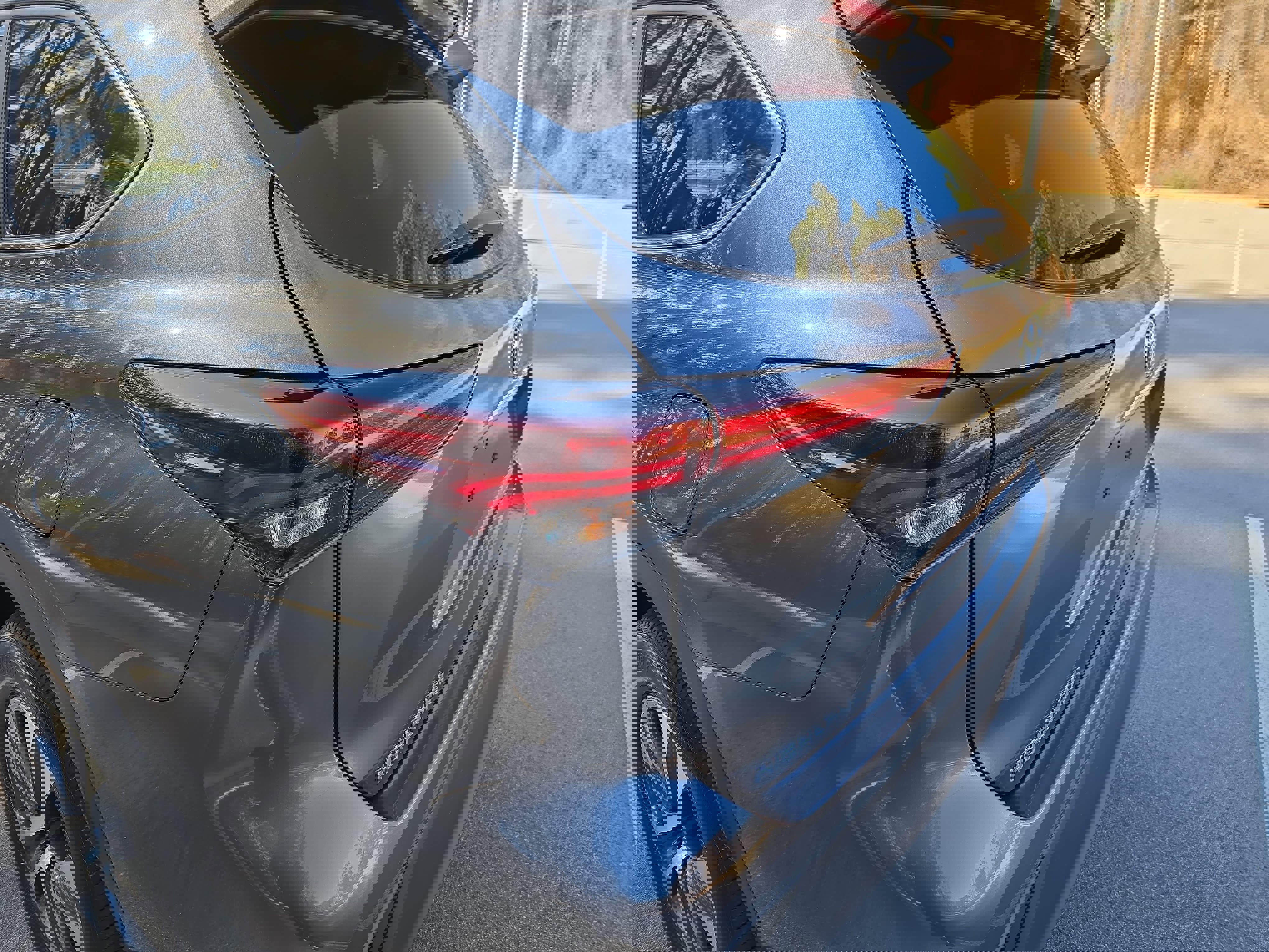 Used 2024 Toyota Highlander XLE image 36