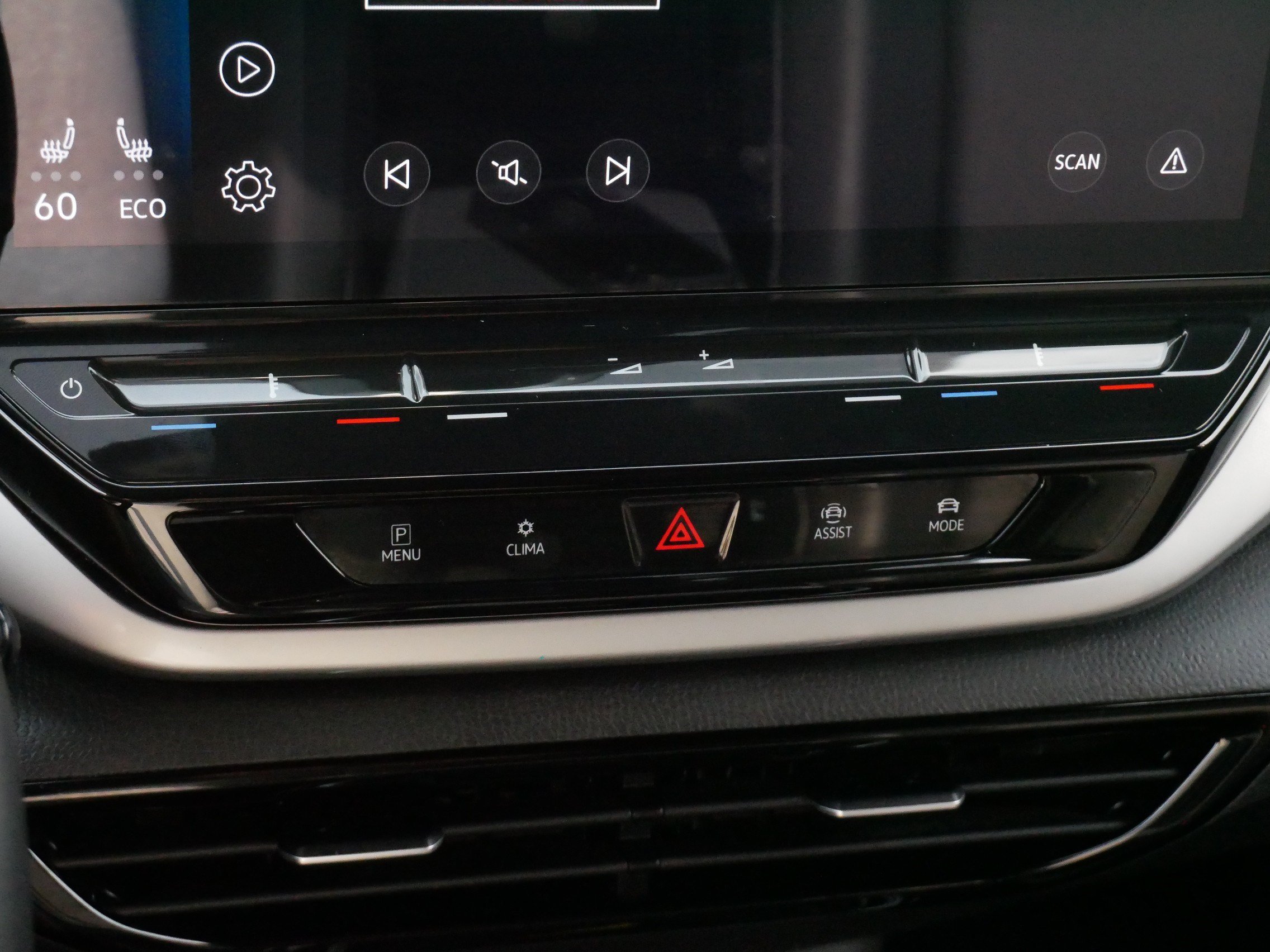 Certified 2023 Volkswagen ID.4 Pro S AWD/4WD image 23