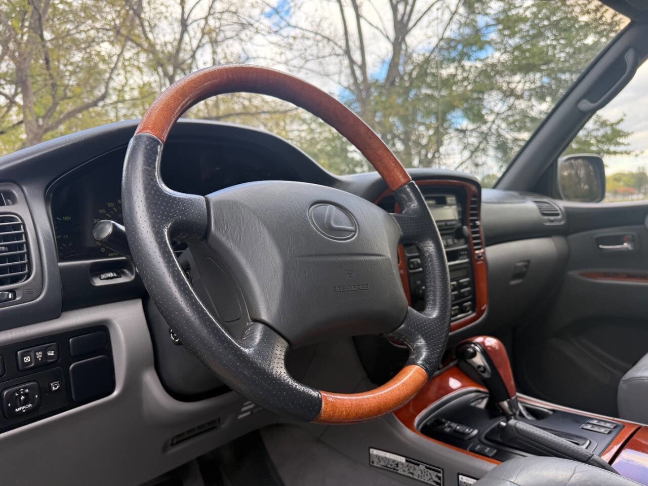 Used 2000 Lexus LX 470 4WD image 38