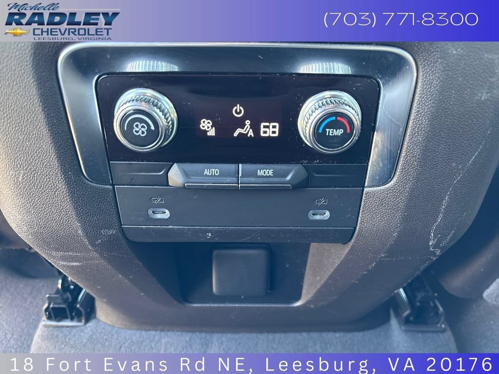 Used 2022 GMC Yukon SLE w/ Gmc Pro Safety Plus Package AWD/4WD image 25