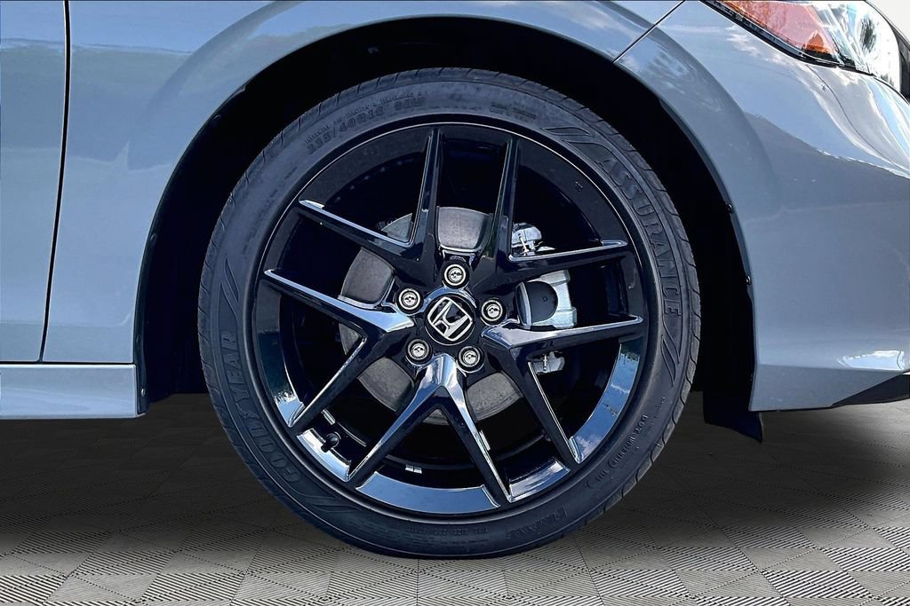 Used 2025 Honda Civic Sport image 24