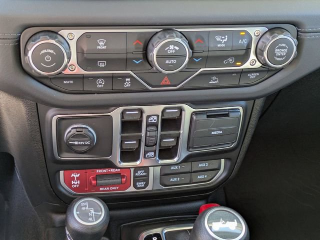 New 2026 Jeep Wrangler Unlimited Rubicon w/ Technology Group image 22