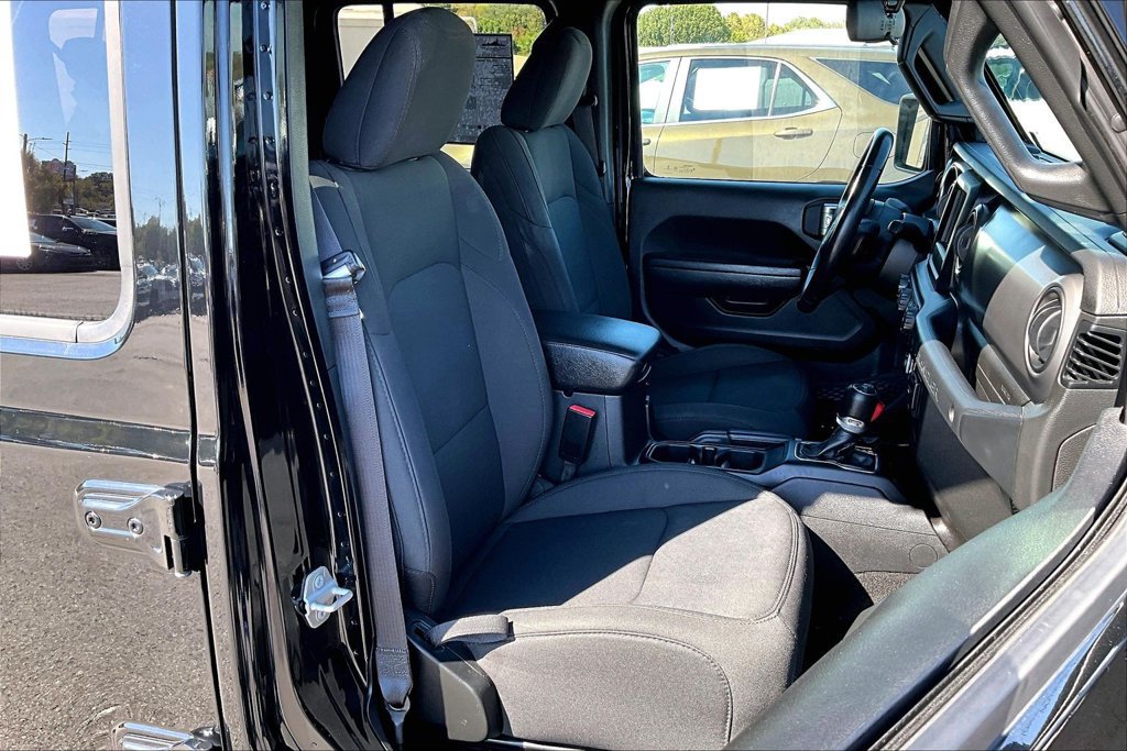 Used 2022 Jeep Wrangler Unlimited Sport AWD/4WD image 30