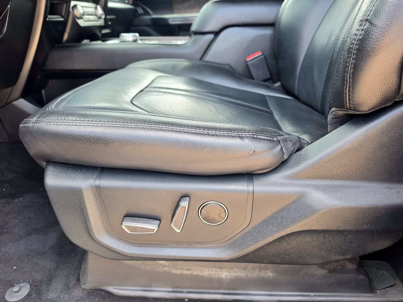 Used 2021 Ford Expedition Limited RWD image 14
