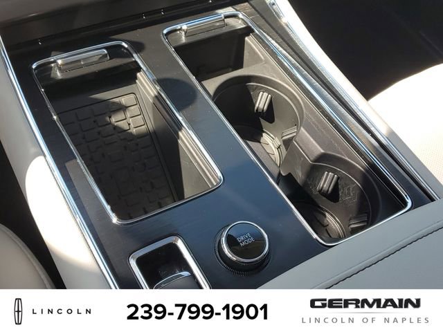 New 2025 Lincoln Aviator 2WD image 31