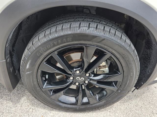 Certified 2025 INFINITI QX60 Luxe w/ Cargo Package FWD image 10