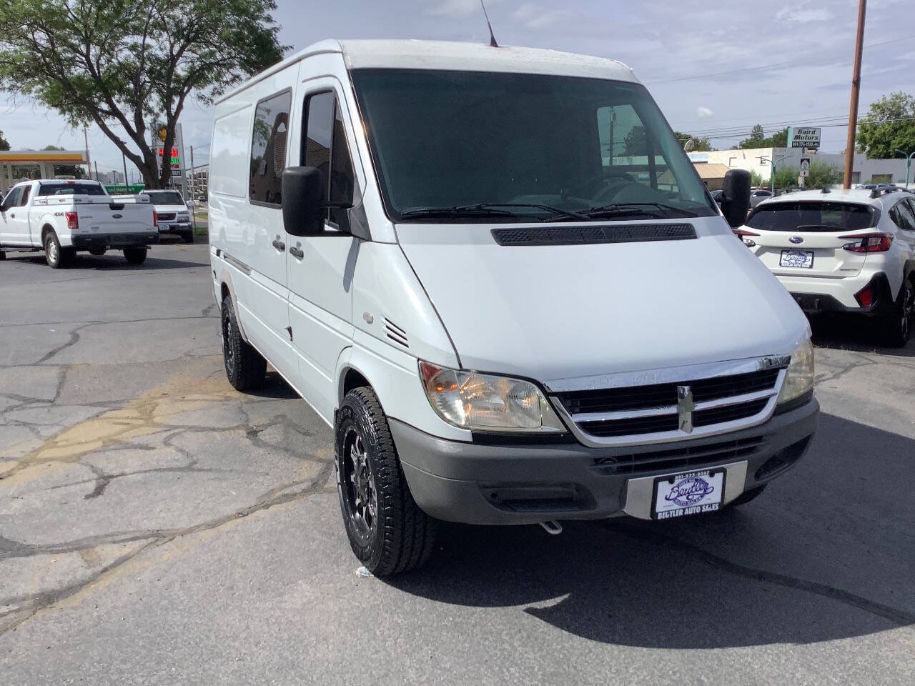 Used 2003 Dodge Sprinter 2500 RWD image 7