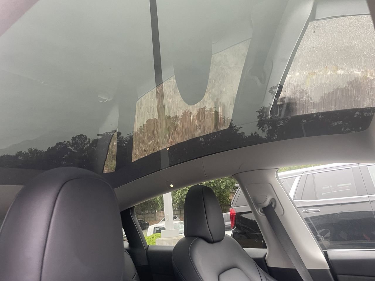 Used 2023 Tesla Model Y Long Range AWD/4WD image 18