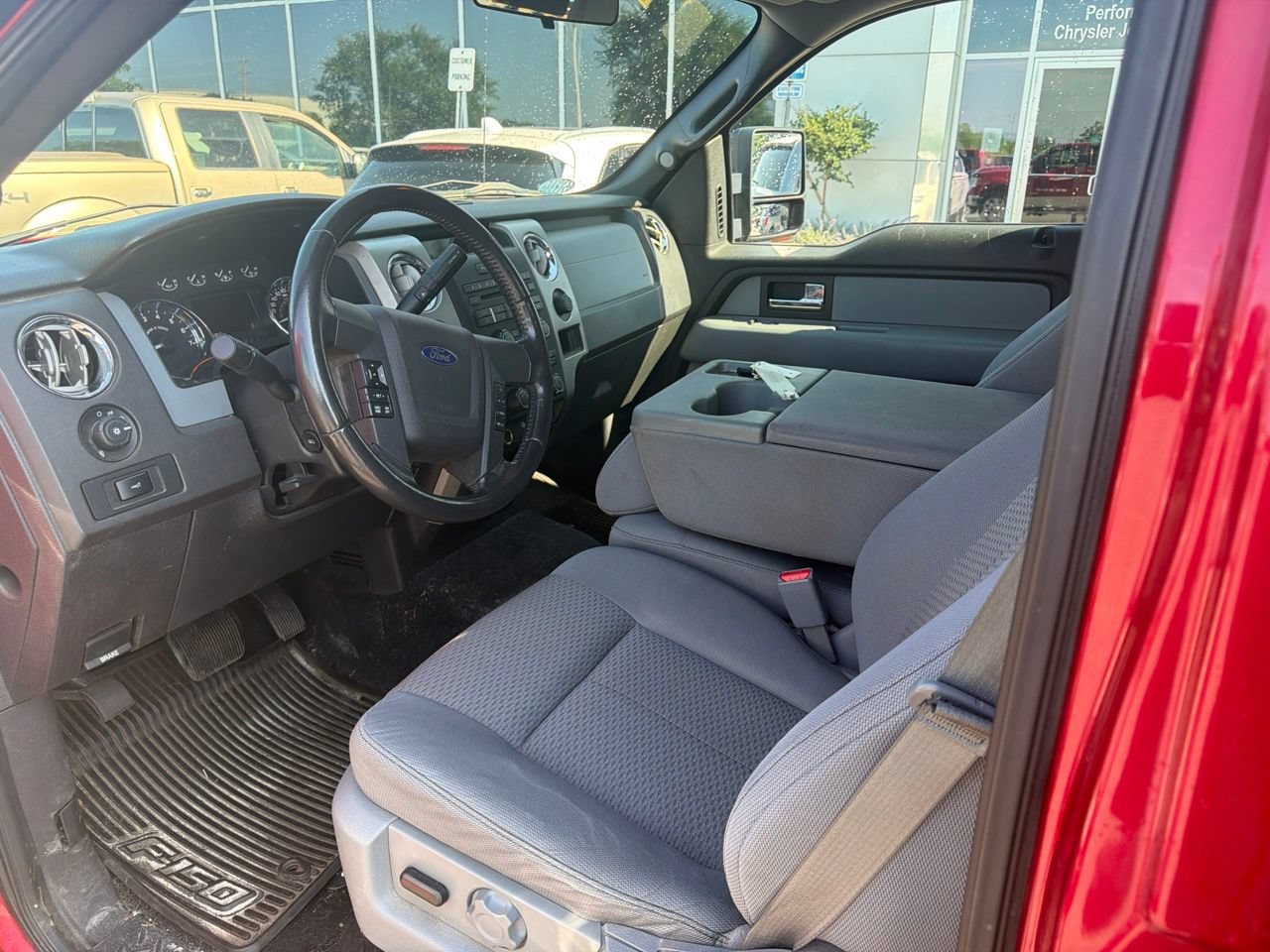 Used 2012 Ford F150 XLT w/ XLT Chrome Pkg AWD/4WD image 14