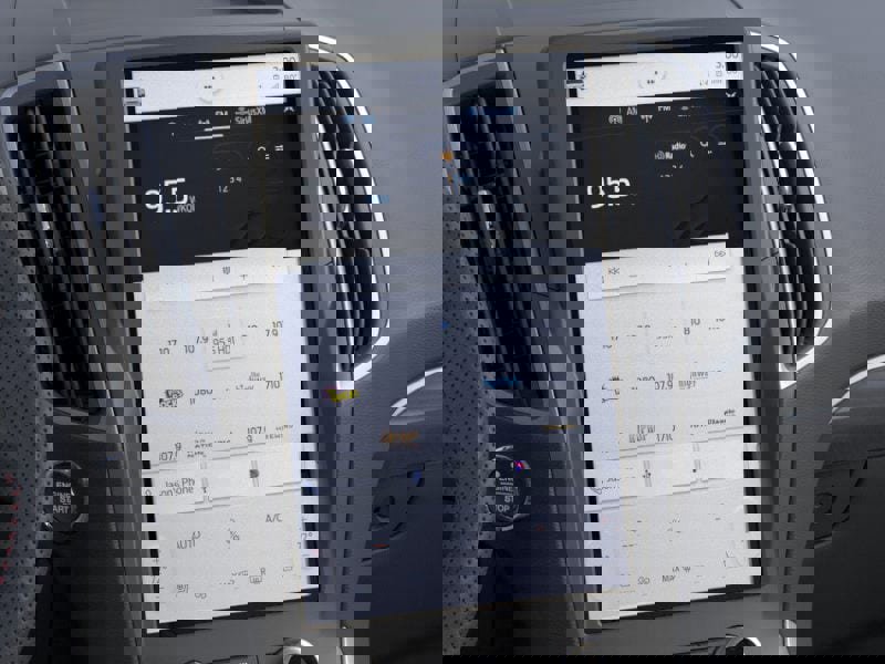 New 2024 Ford Edge ST-Line w/ Class II Trailer Tow Package image 14