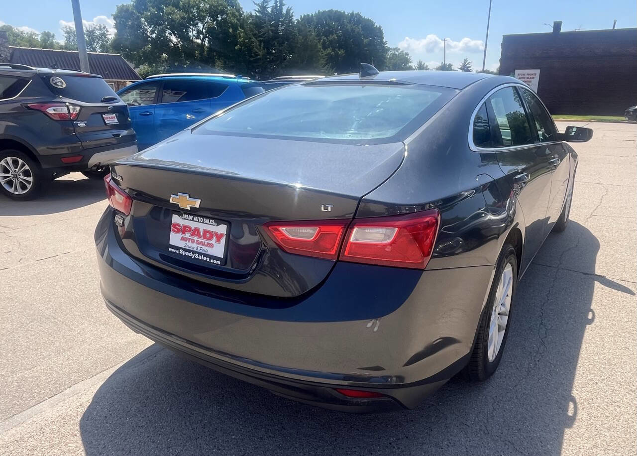 Used 2017 Chevrolet Malibu LT image 8