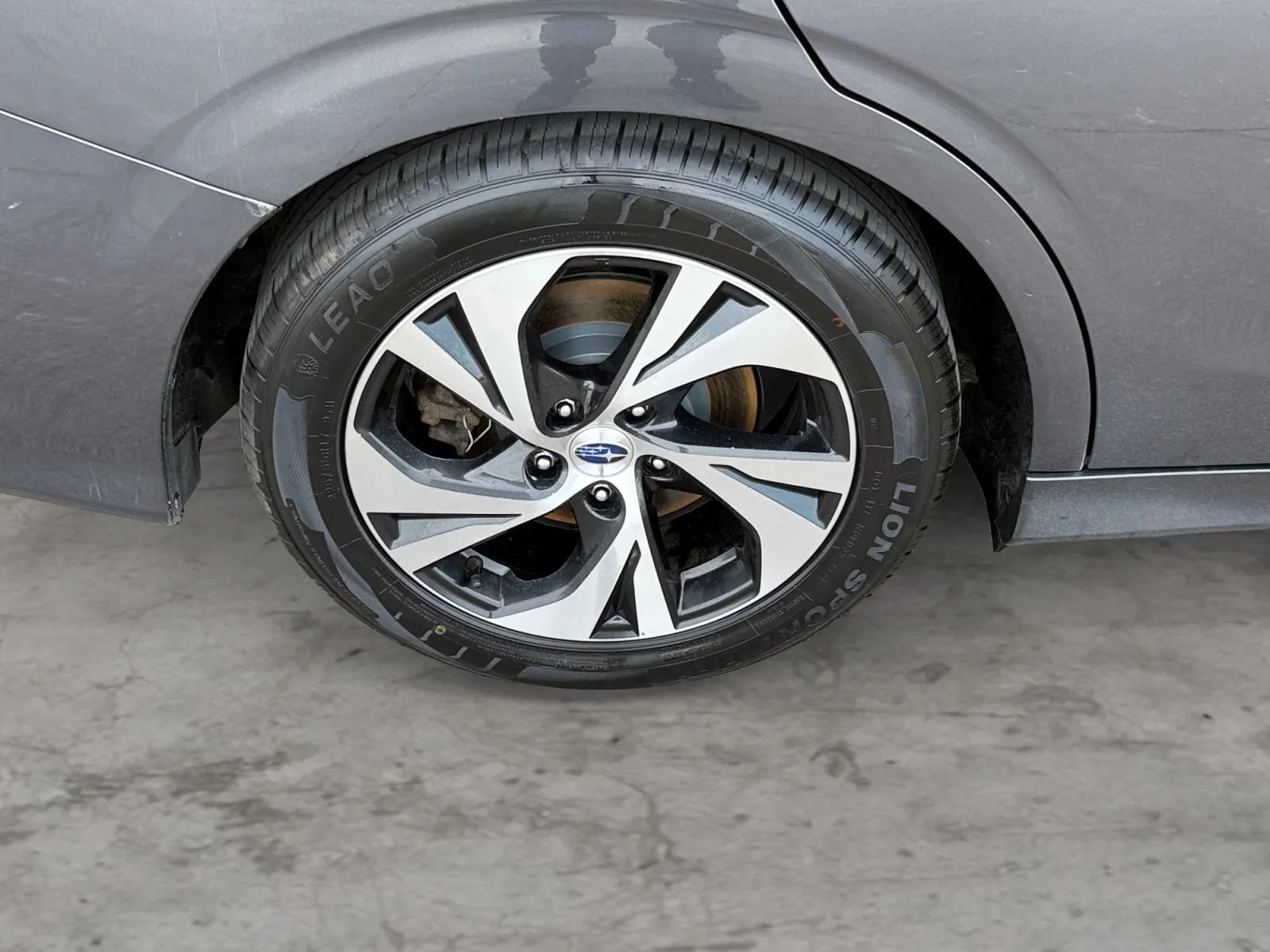 Used 2023 Subaru Legacy Premium AWD/4WD image 44