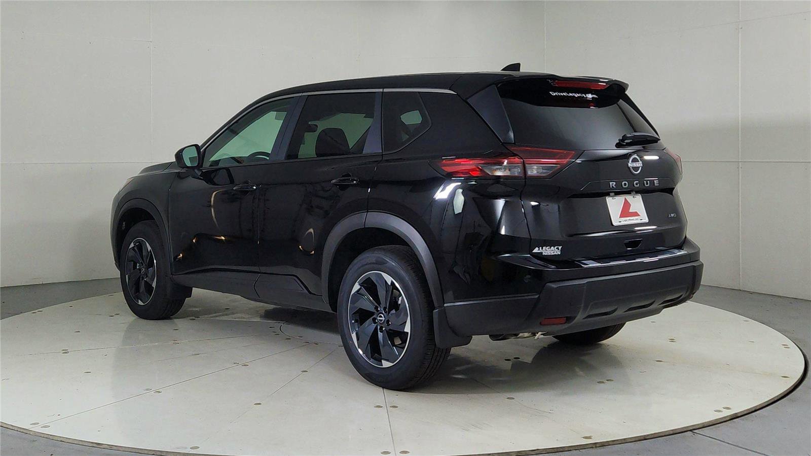 New 2026 Nissan Rogue SV w/ Cold Weather Package image 5
