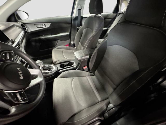Used 2024 Kia Forte LXS w/ LXS Technology Package image 20