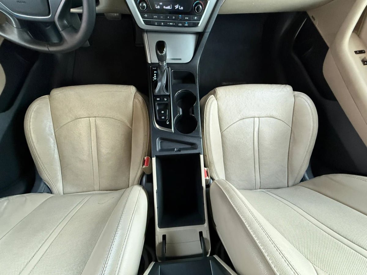 Used 2017 Hyundai Sonata Limited w/ Ultimate Package 04 FWD image 49