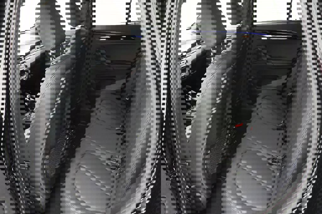 Used 2021 BMW X1 xDrive28i image 11