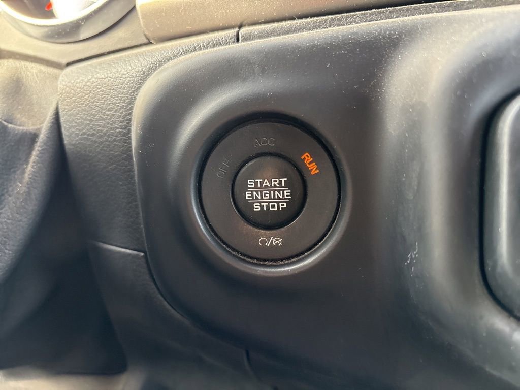 Used 2020 Jeep Gladiator Sport w/ Quick Order Package 24S image 21