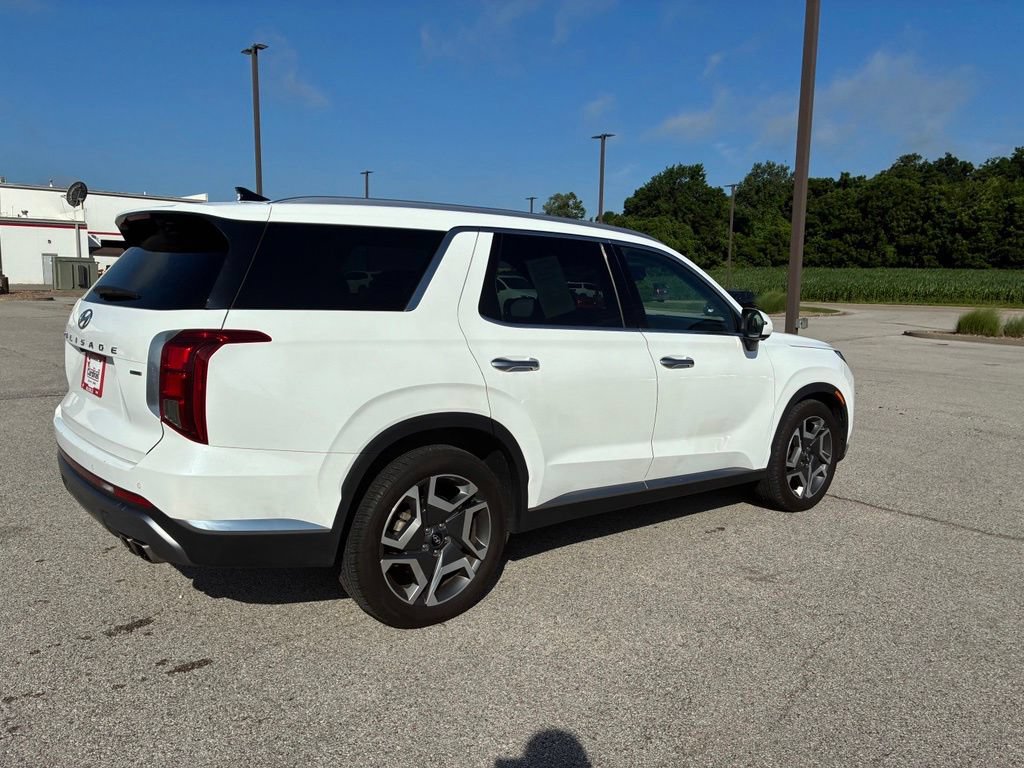 Used 2024 Hyundai Palisade Limited AWD/4WD image 8